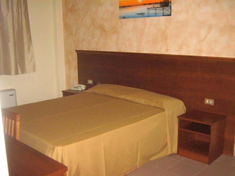 Hostiliae Ciminiera Hotel Ostiglia Zewnętrze zdjęcie