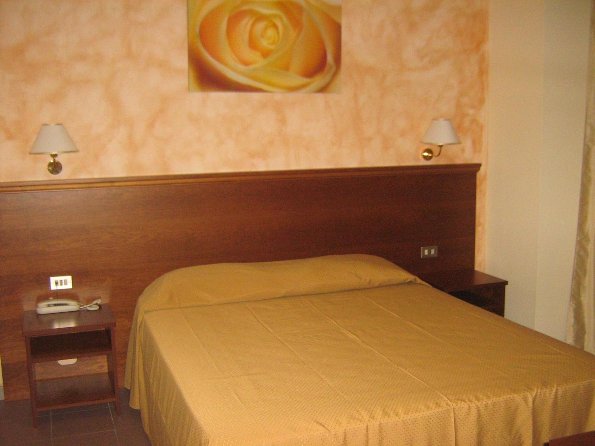 Hostiliae Ciminiera Hotel Ostiglia Zewnętrze zdjęcie